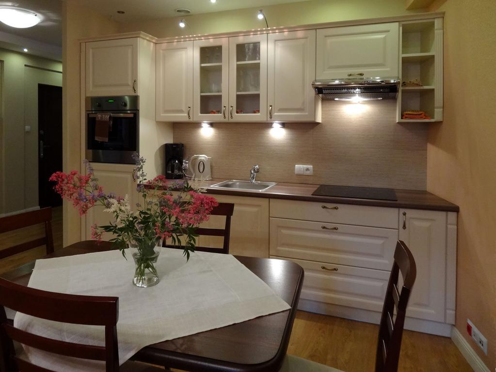 Apartamenty Centrum Villa Perla Jelenia Gora Room photo